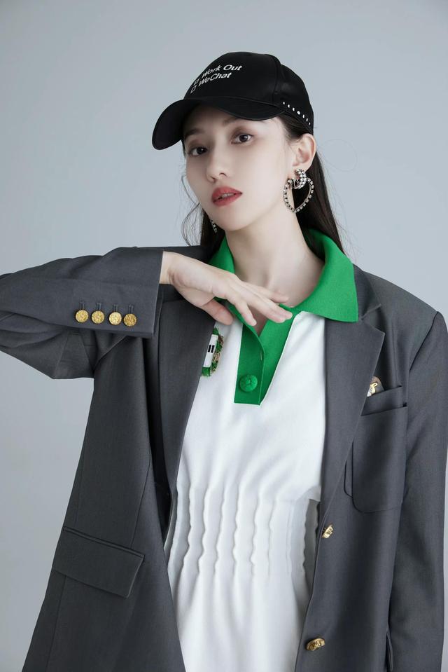 王鹤润美照连连看