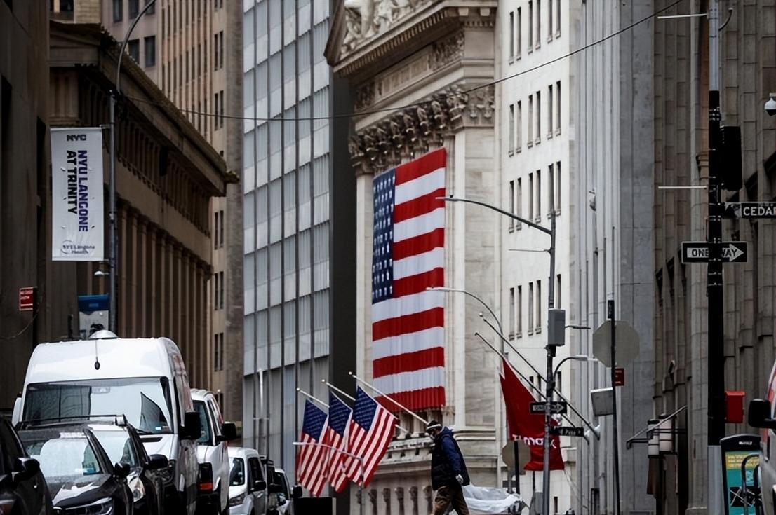 美上半年gdp公开,中美经济差距扩大至4.69万亿美元,因何?