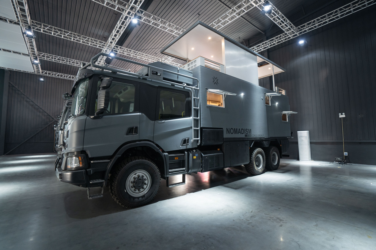 德野房车诺马迪森征途者f,霸气风范,豪华旅居!