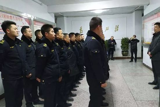 黑龙江头号悍匪王厚军,袭警抢枪与武警枪战,最终是何下场?