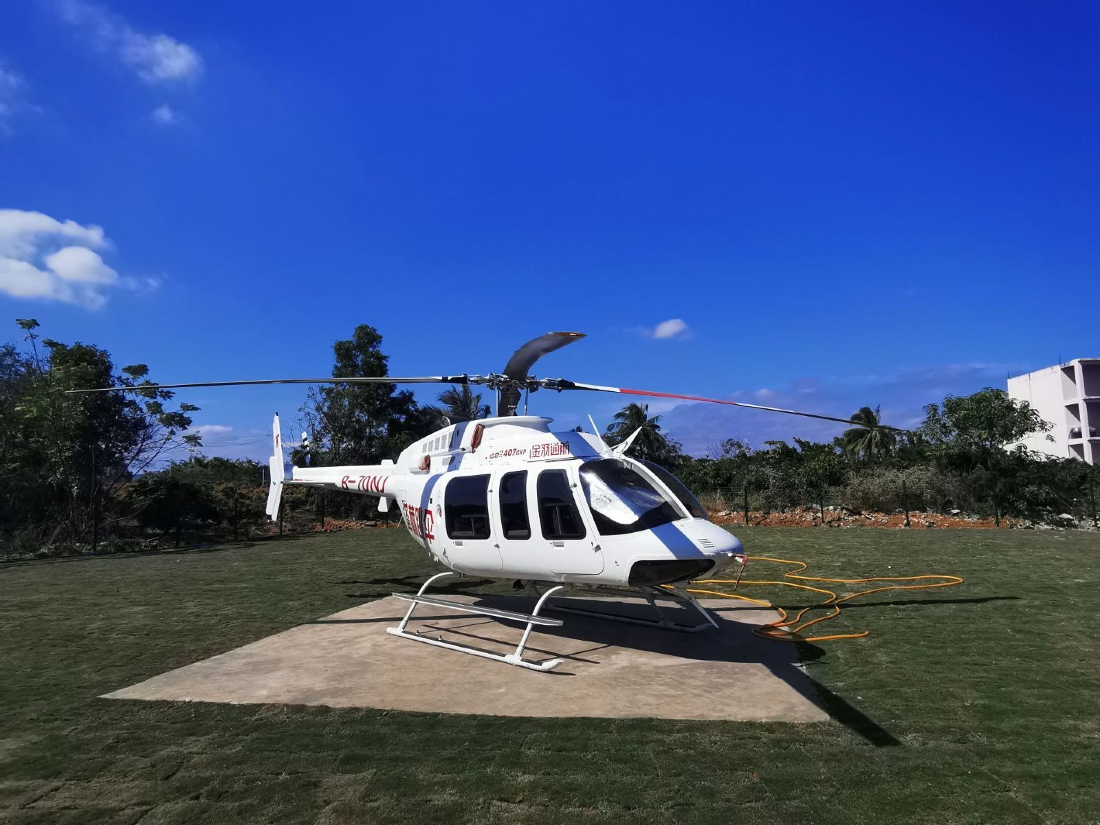 挑战极限三亚海棠湾塔赫跳伞基地体验