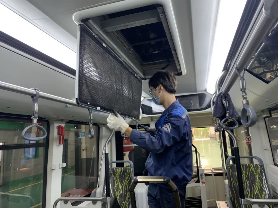 沪公交车辆12月1日起开启暖空调