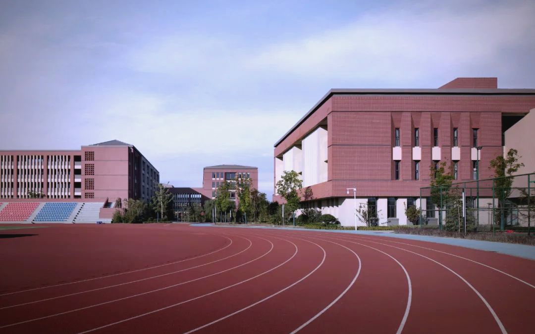 江苏淮阴中学百年传承与新城校区的和谐融合