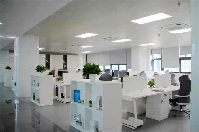 国为电子公司办公室装修实景图