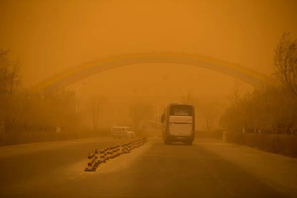 沙尘暴黄色预警!北方的春天由沙尘开启?