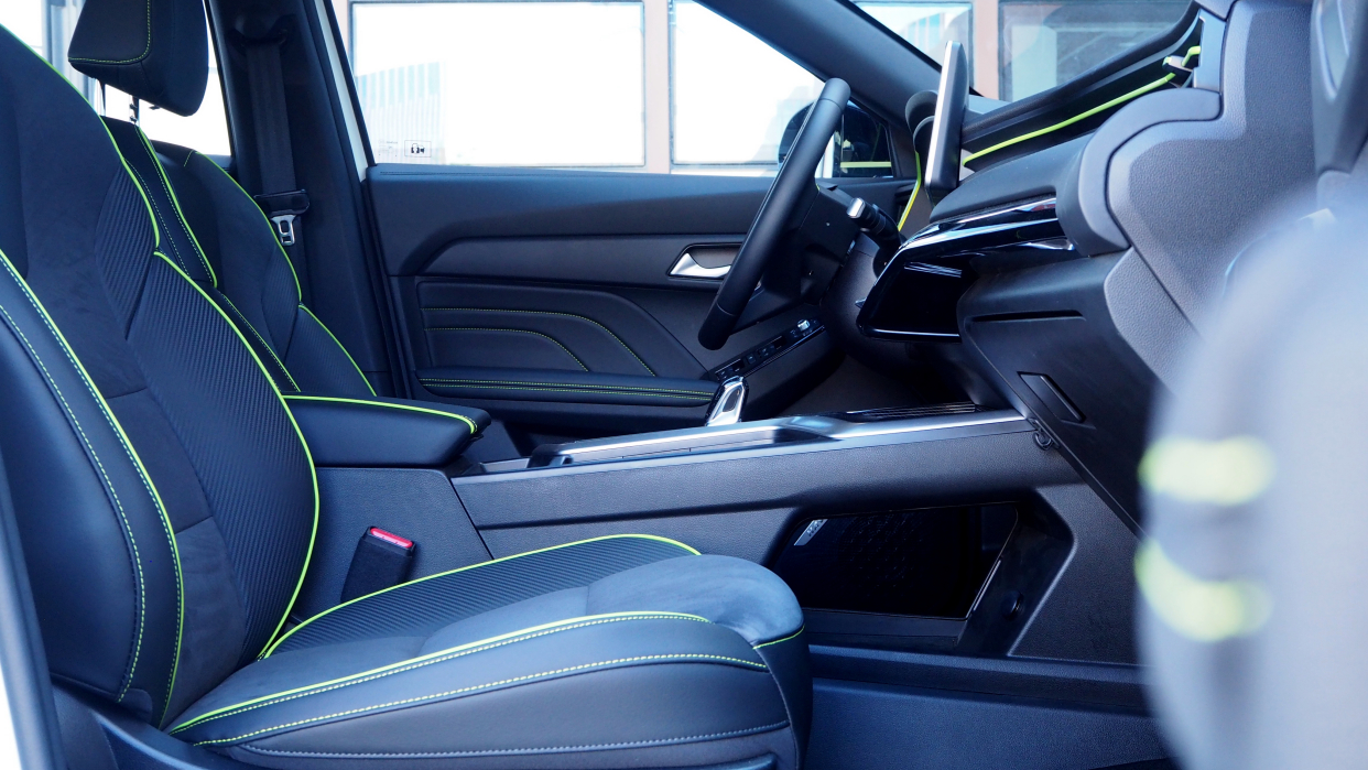 开出4.6升的平均油耗,我只拿了第三名——试驾哈弗赤兔DHT混动版