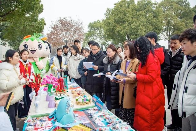 江蘇農林職業技術學院舉辦社團納新巡禮節