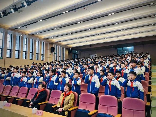 青岛城阳区人大野生动植物保护代表工作站走进古镇小学