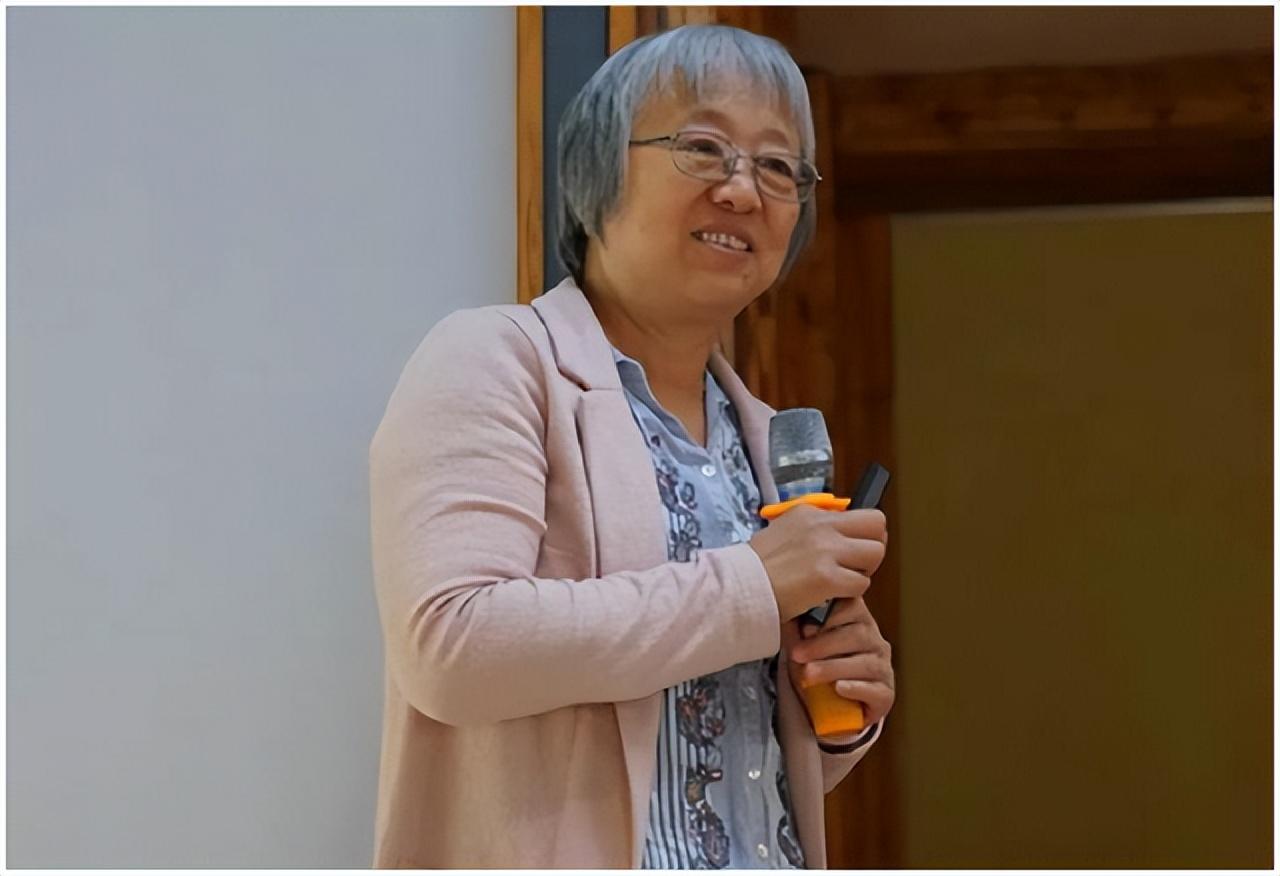 上海首个高考状元袁钧瑛:公派留美后拒不回来,年老却想落叶归根