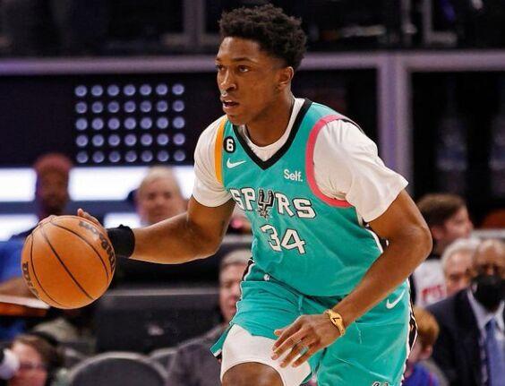 斯坦利-约翰逊正式度过澄清期,但湖人没资格和他签约