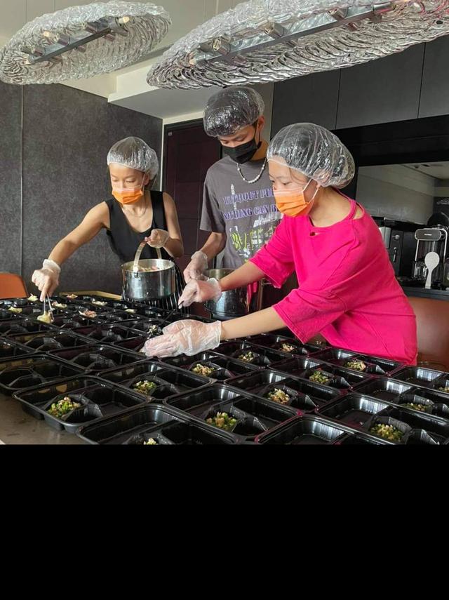 陷忧郁低谷不吃不喝 曾雅兰暴瘦3公斤 如小学生