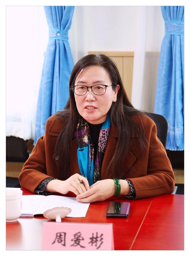 北京市大兴区委教育工委,区教委领导到礼贤镇第一中心小学调研