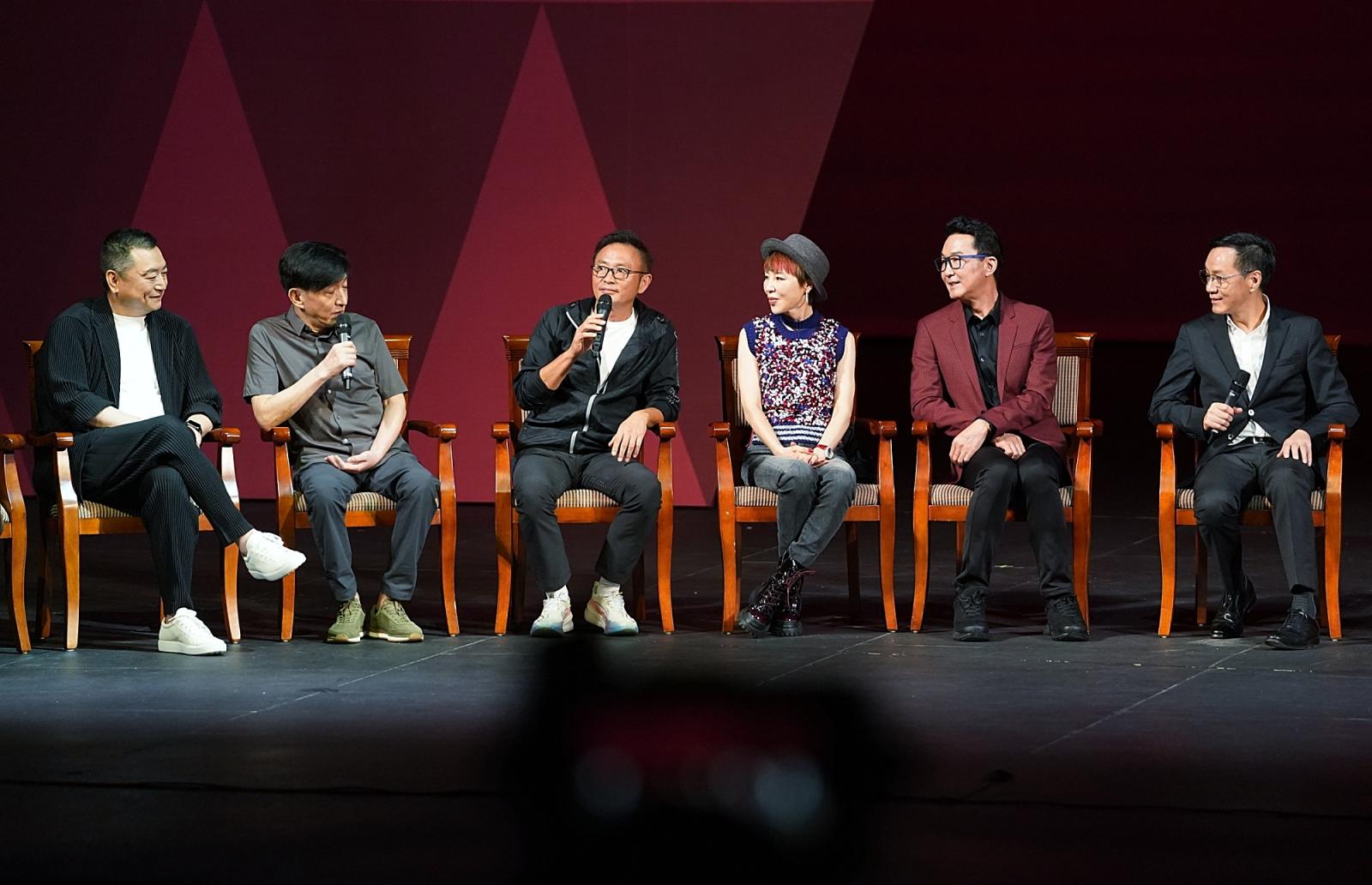 72岁的北京人艺"正青春"!12小时线上线下台前幕后共同庆生