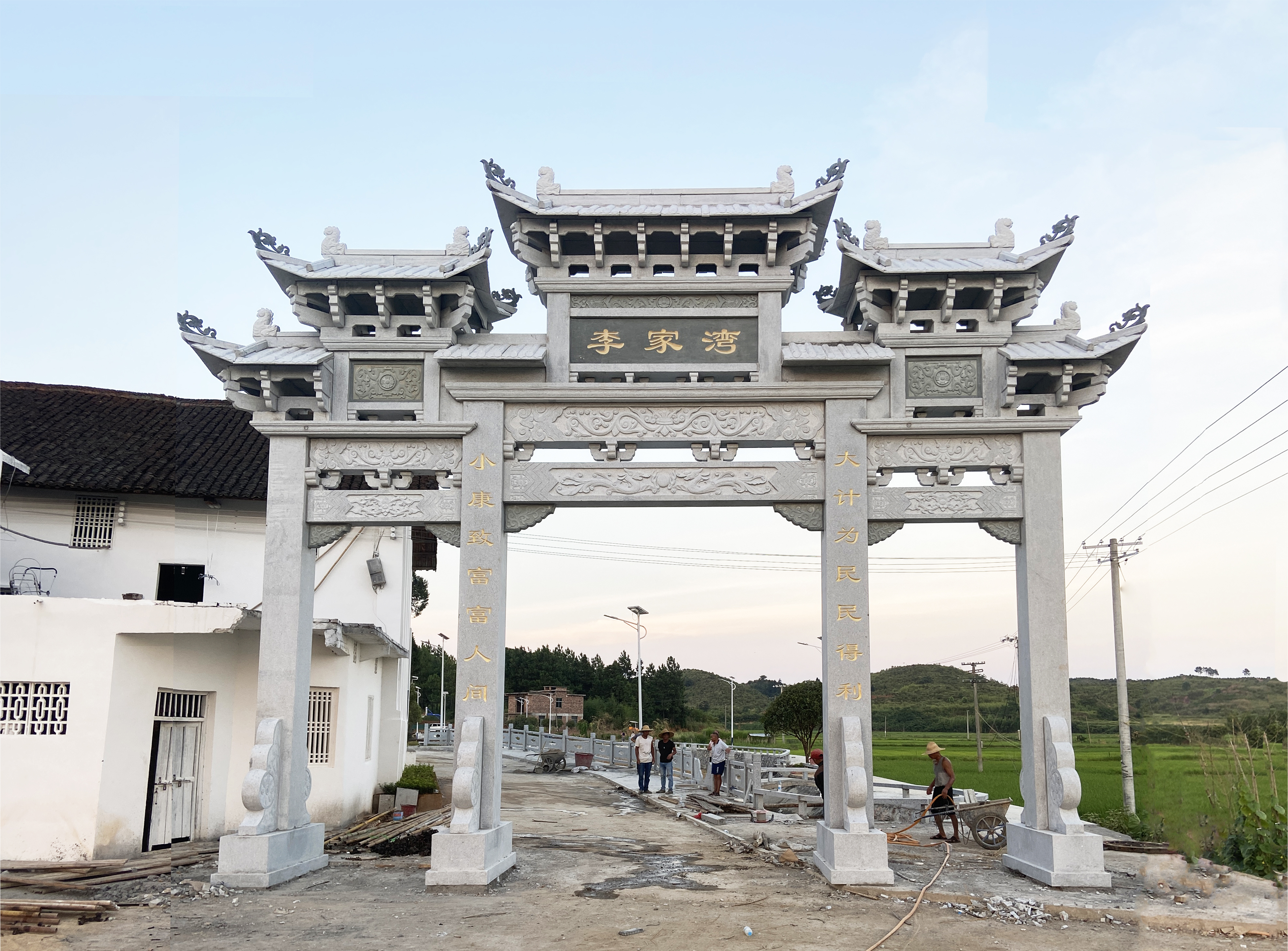 关于四川农村牌坊雕刻图案的介绍