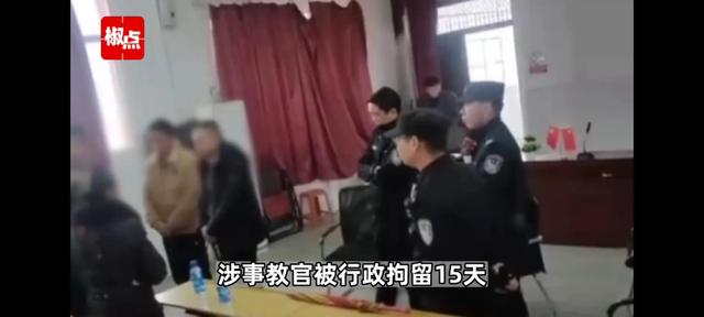 湖北汉川8名小学生军训时被教官要求跪地互扇耳光