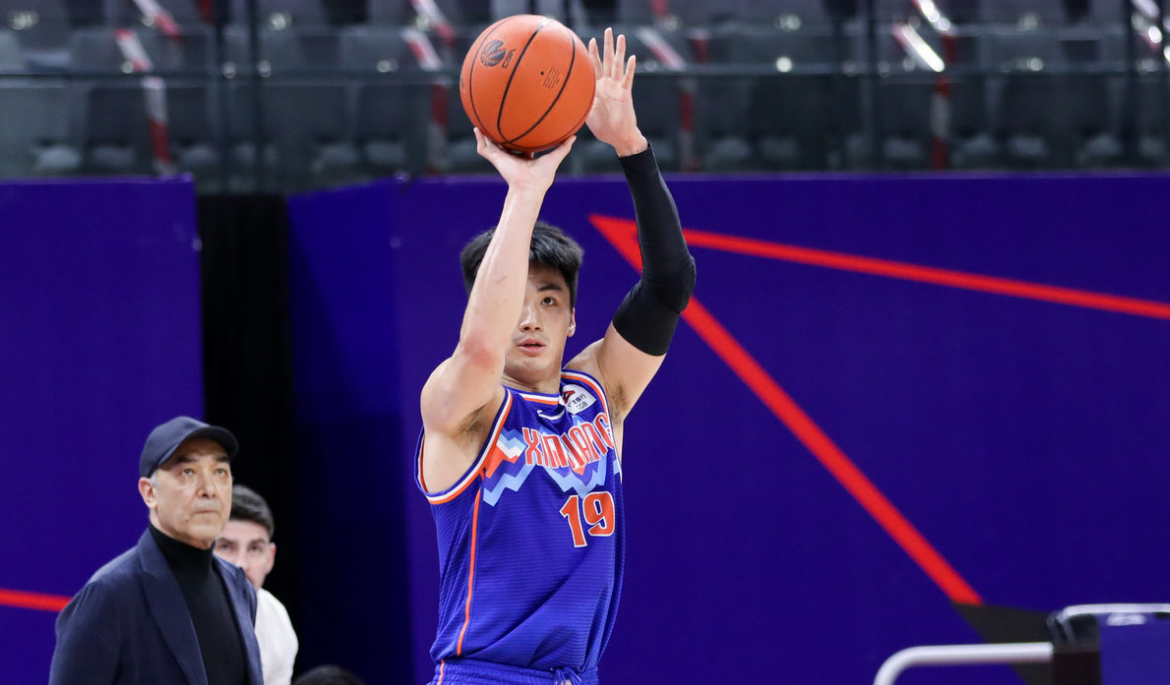 不走了!于德豪正式签约新疆男篮,帮助球队继续冲击季后赛