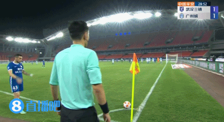 中超武汉三镇对阵广州城比赛结果_中超-宋文杰传射吉列尔梅双响 广州城4-1河北_谢鹏飞戴维森进球时刻
