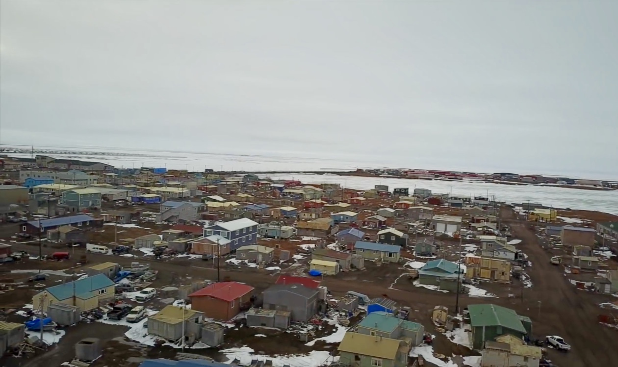 美国最北的小镇:没有公路与外界连接,全年被冰雪覆盖