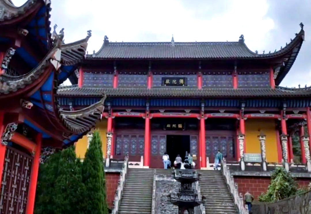 九华山肉身宝殿:地藏菩萨的神秘道场