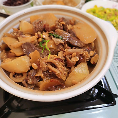 "家味道"之牛杂萝卜煲不入味?学我这样做,鲜香可口