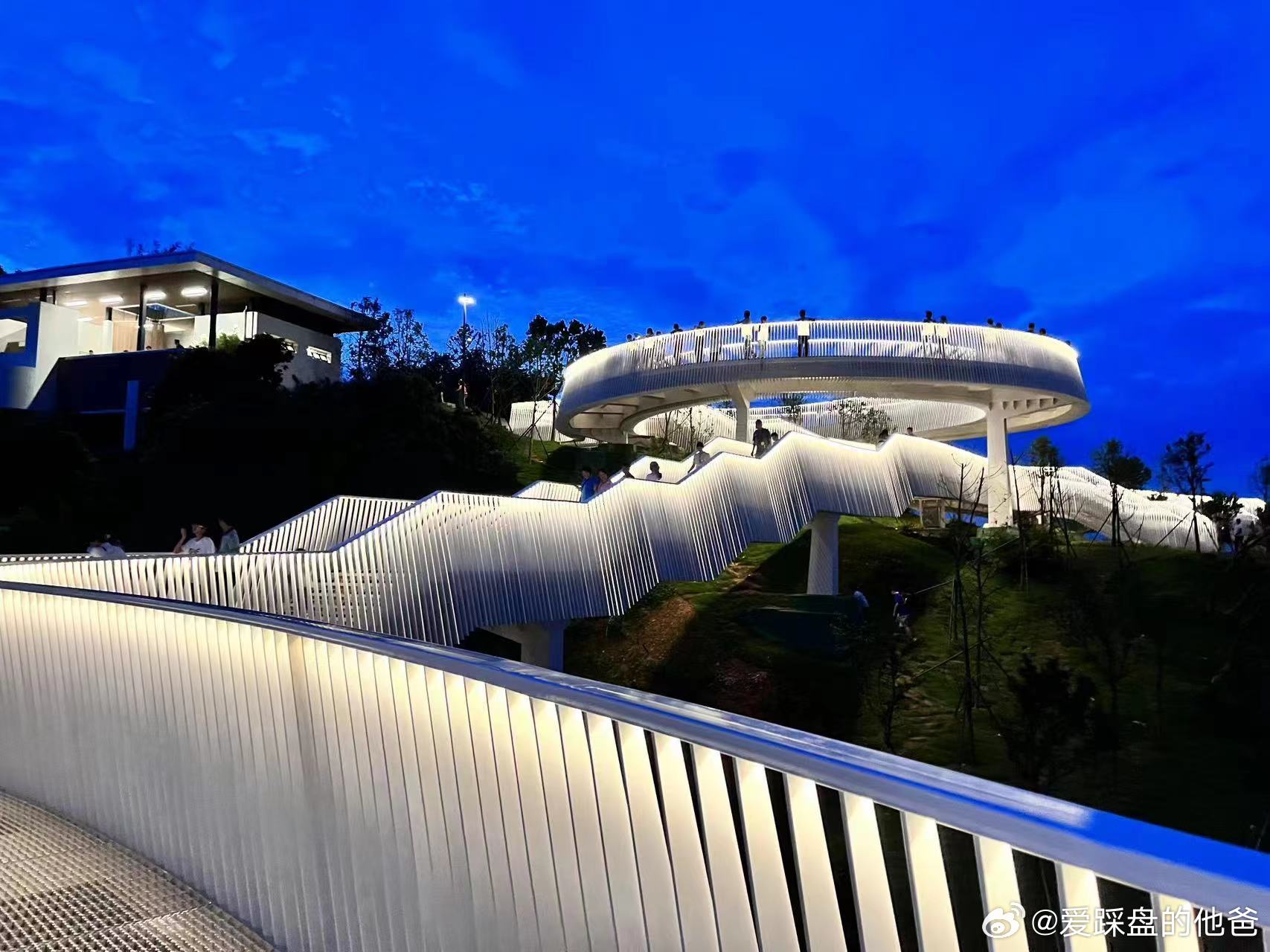 光明顶,有时候去体验一下