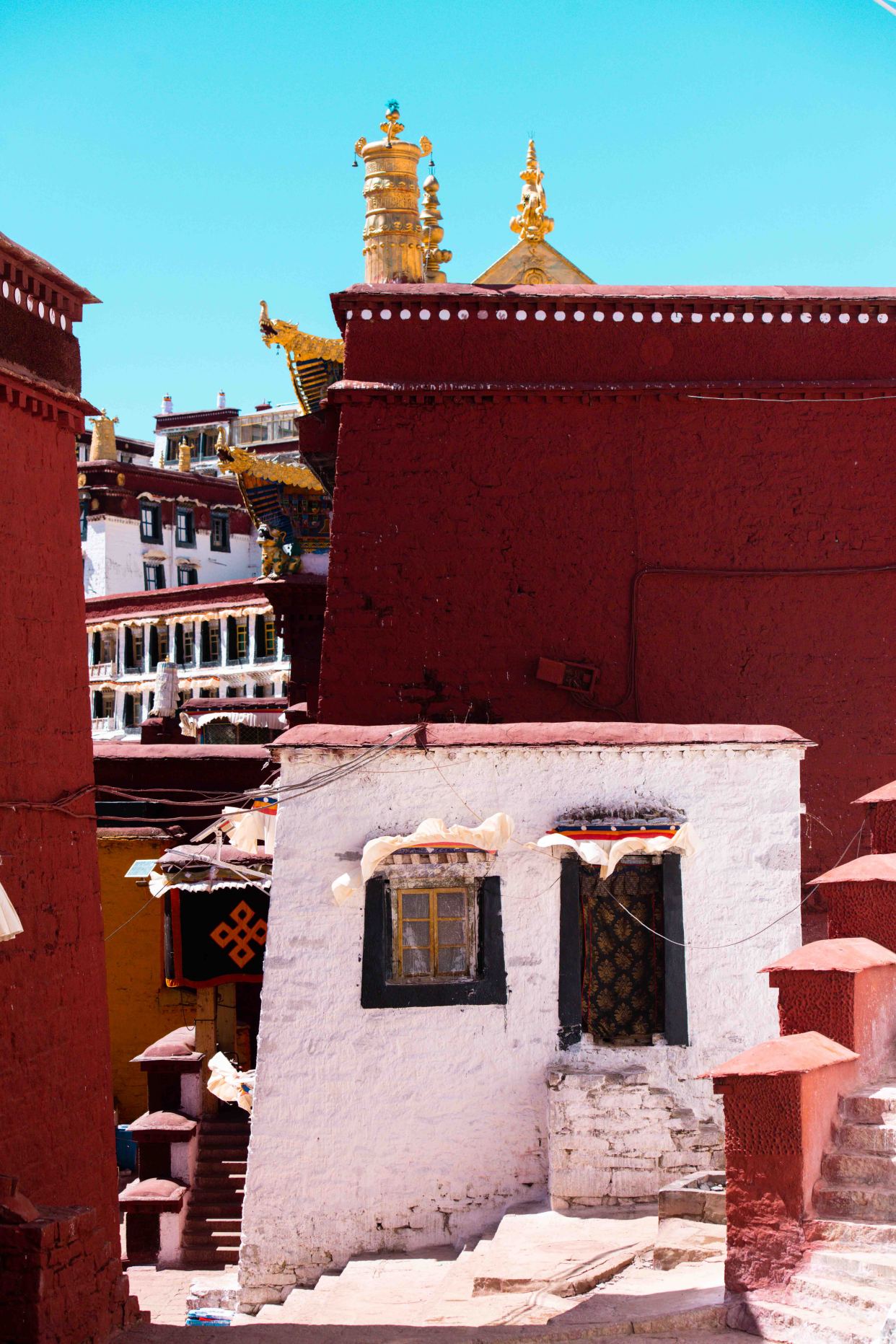 拉萨"三大寺"之一,佛教圣地,美好风景,不来简直就是一大遗憾