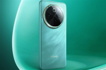 vivo首款全等深微四曲屏手机！一图读懂vivo Y300 Pro：1799元起