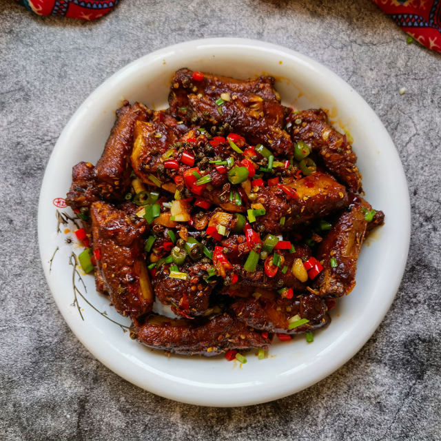 香辣孜然排骨,麻辣鲜咸,超级下饭