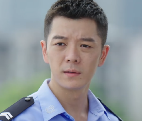 选秀出道,人称海豚音王子,《护卫者》王栎鑫演戏还是差点意思