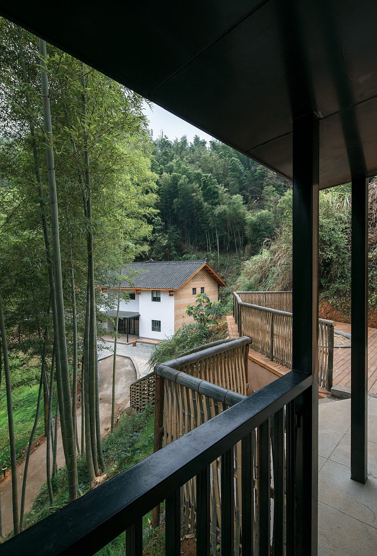 作为扶贫项目的高岭宿集,通过高端民宿的方式留住了乡愁,为这个几近