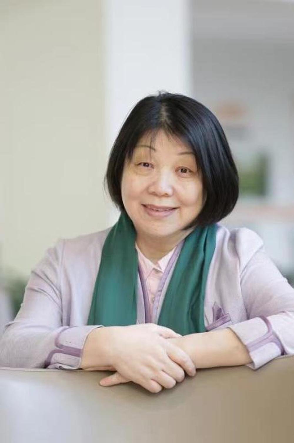 作家毕淑敏:看见自己的"讣告"