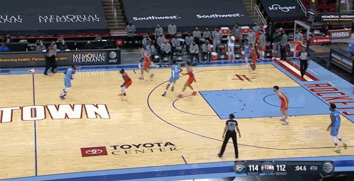 剩5秒差2分,沃尔无视主帅精妙绝杀战术强投三分致火箭20连败