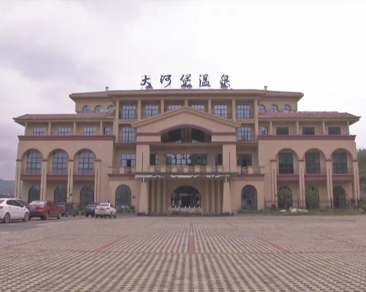本地过年 温泉游热度持续飙升