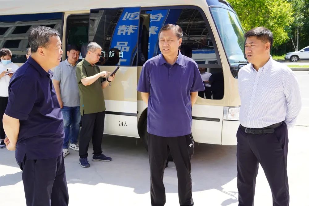 柴冠来我县检查复工复产建筑项目及自建房整治工作开展情况