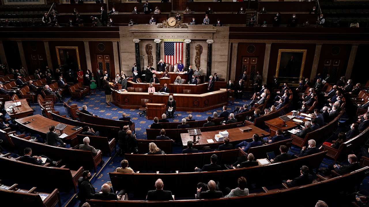 "总统签署前,什么都可能发生!"美国两党展开谈判