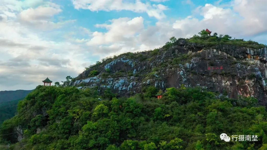 龍南風景獨好|湖光山色玉石巖