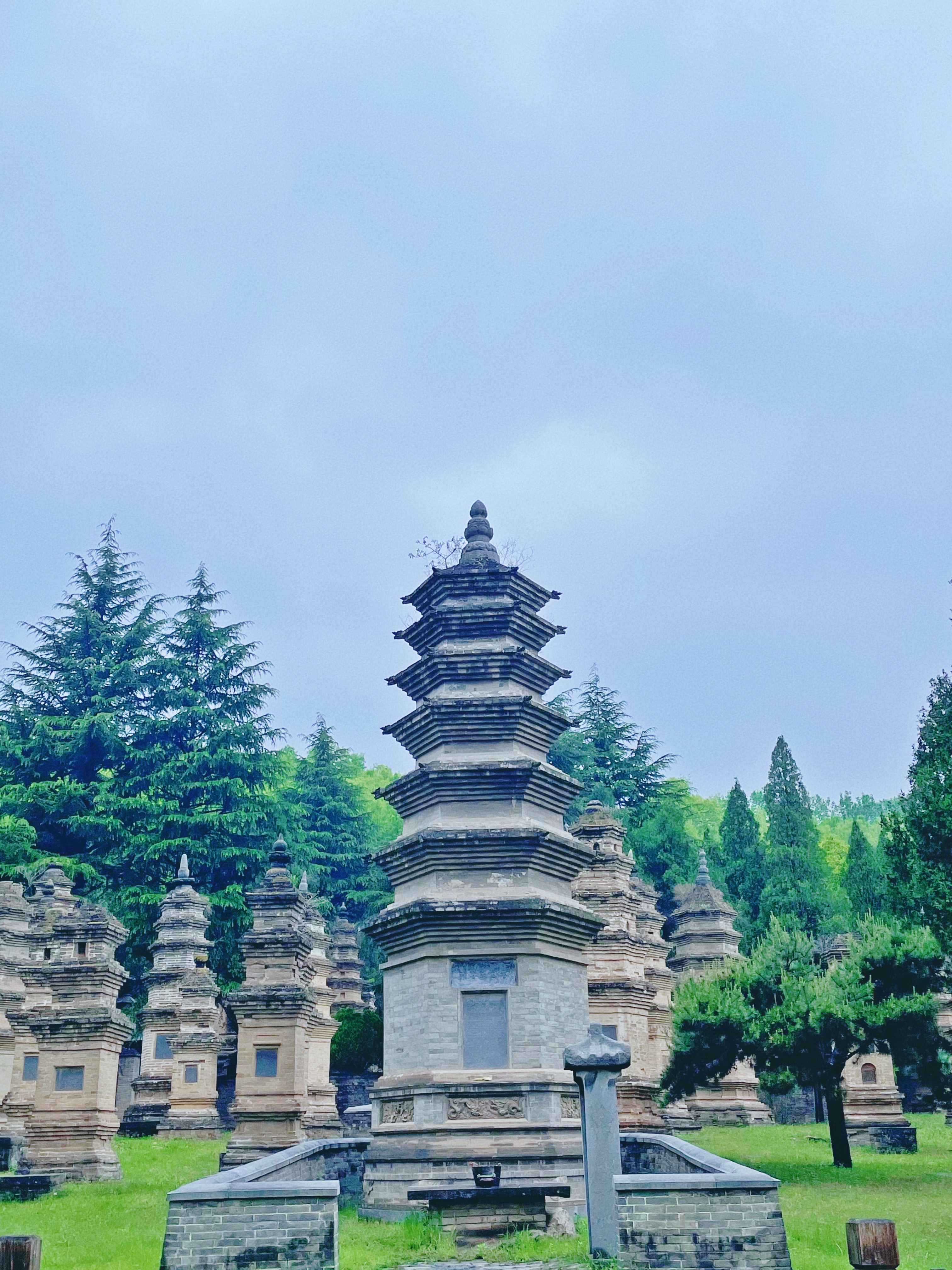 國內埋葬了最多高僧的塔林,是中國古塔藝術博物館,也是世界遺產