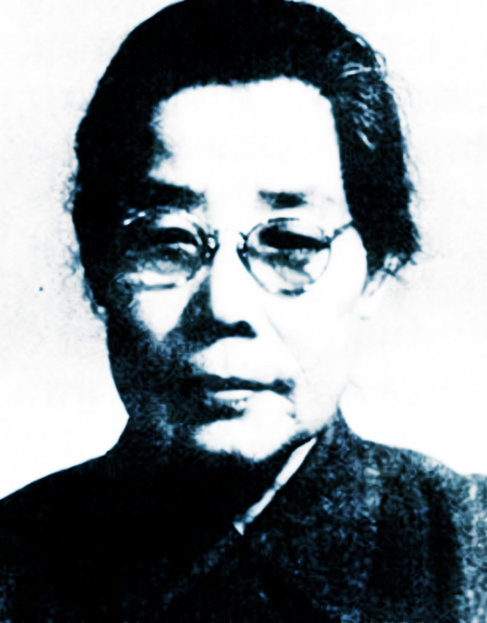 陈少敏是无数女性的杰出代表之一.