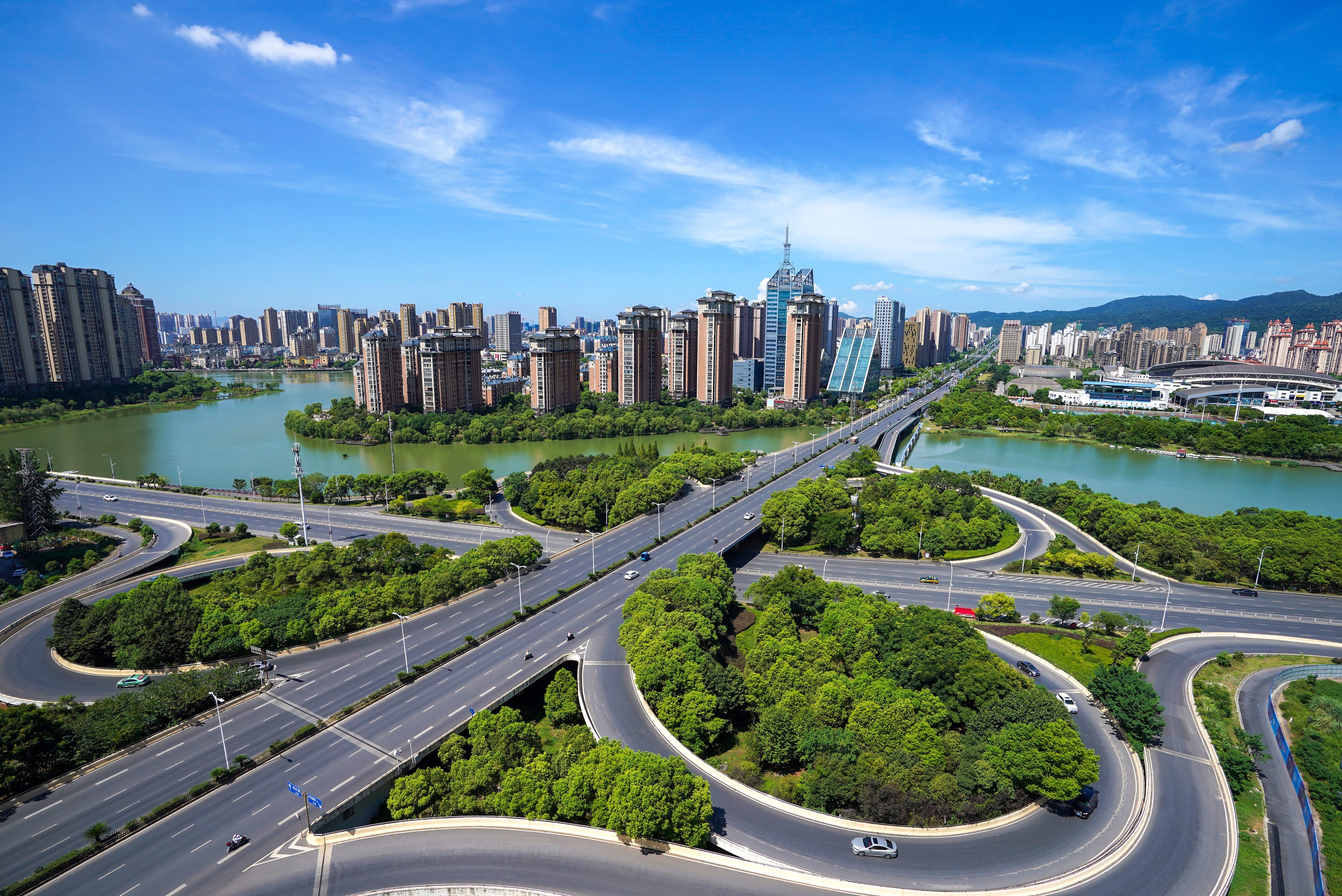 中国市长访谈录|对话江西新余市长:一座"钢城"拿什么谈"锂"想