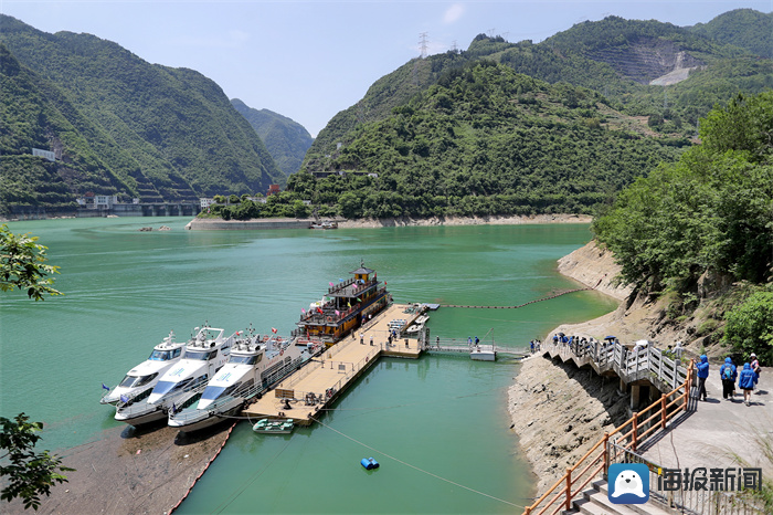 重庆彭水县 苗乡里绘出和美乡村新图景