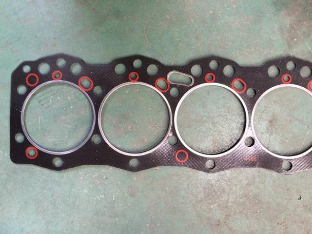 发动机气缸垫冲坏维修费用一般在多少