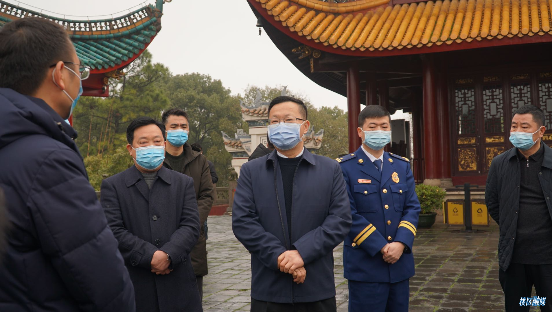 陈阁辉检查商贸文旅场所安全生产和疫情防控工作