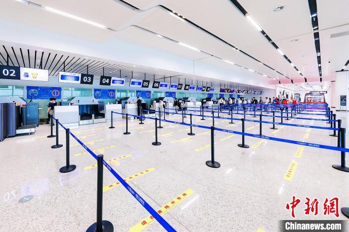 三峡机场t2航站楼启用 打造内陆国际航空港