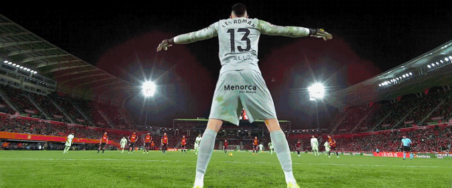 巴塞罗那客场5-1大胜马略卡 西甲第19轮 亚马尔两脚精准传球带来两粒进球_西甲-拉菲尼亚双响德容破门 巴萨5-1马略卡