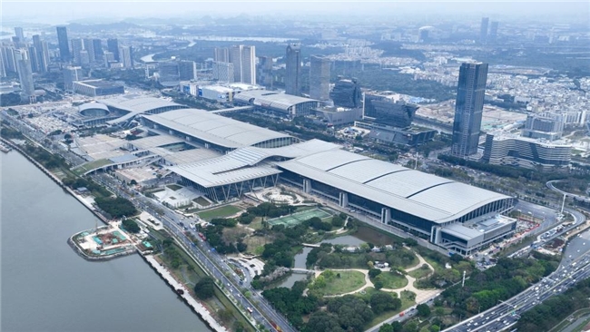琶洲广交会展馆:历经20年打造,助力135届广交会盛大开展