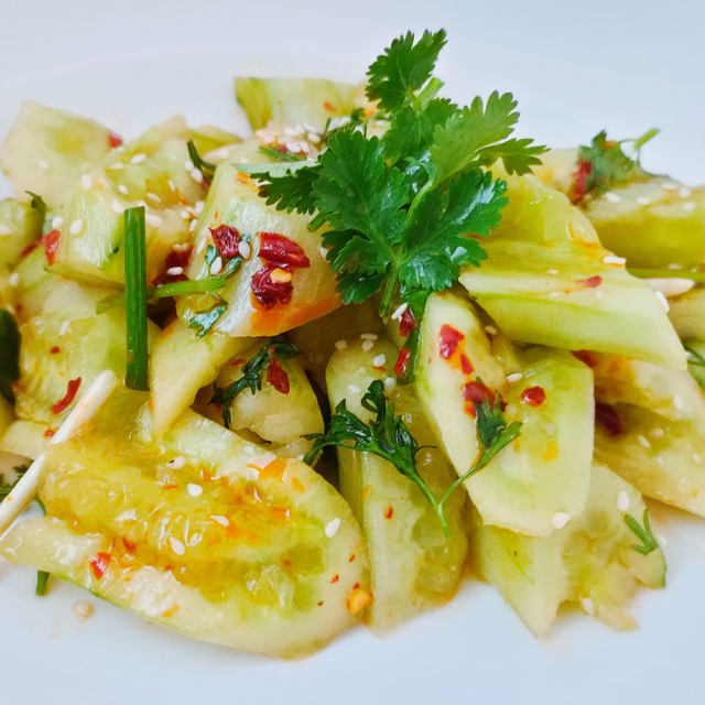 凉拌黄瓜,夏季少不了的小凉菜