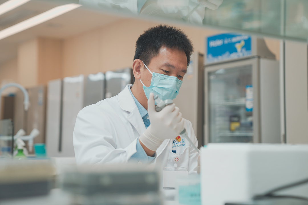 科创湖南之星|林戈:"微世界"里寻找生命密码