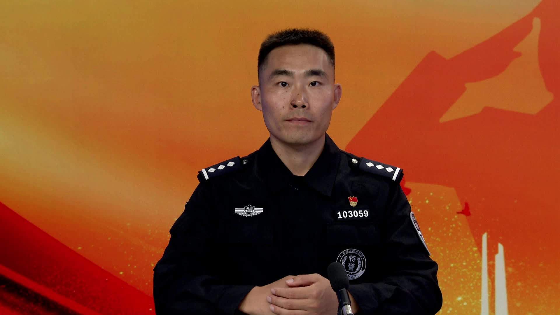 "齐鲁最美退役军人"陈进伟:曾服役于"雪豹突击队" 艰苦训练铸就钢铁