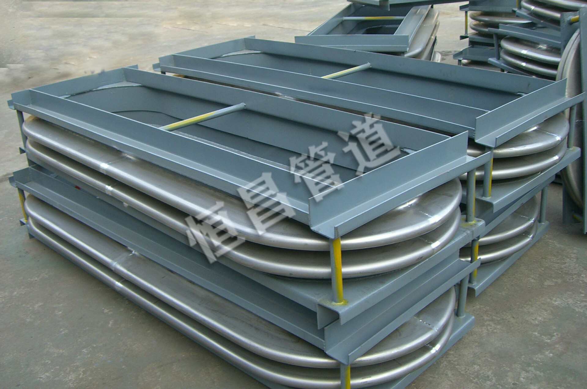 方形伸缩器的存放方式