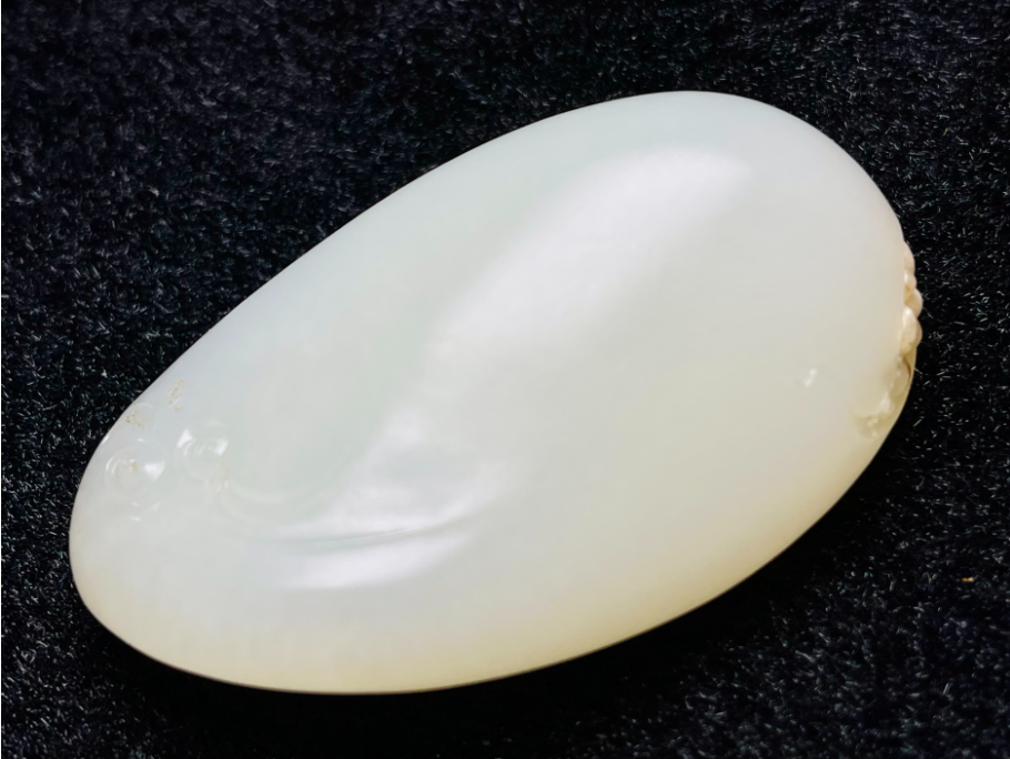 俄罗斯玉与和田玉区别